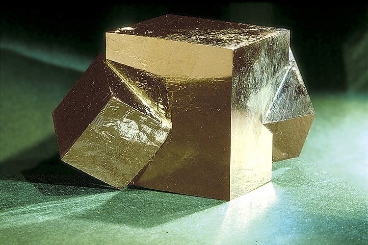 [TIM HI?U] Phuong Trinh Ph?n ?ng FeS2 HCl - H?c T?p Vi?t Nam